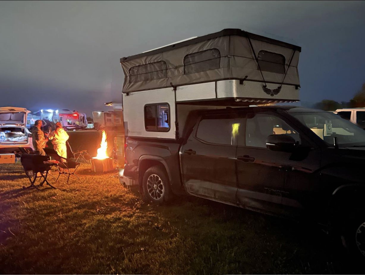 OV-X 5.5 truck topper camper