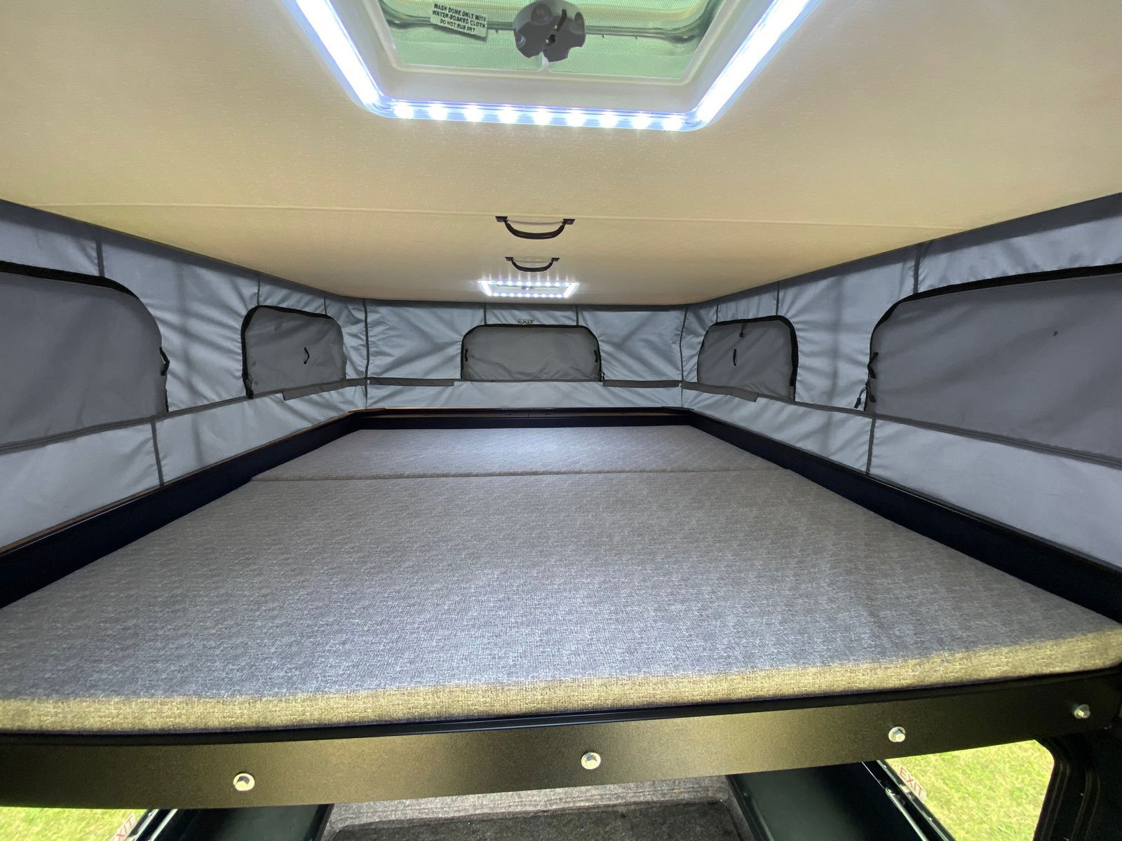OV-X 6.0 truck topper camper
