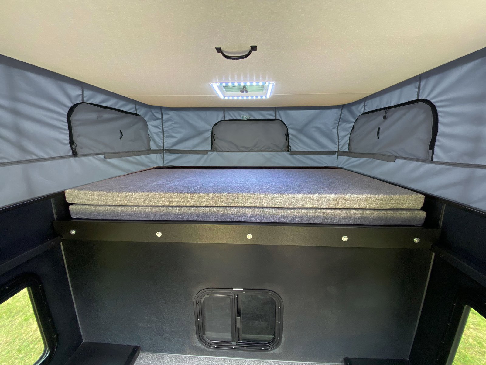 OV-X 6.5 truck topper camper