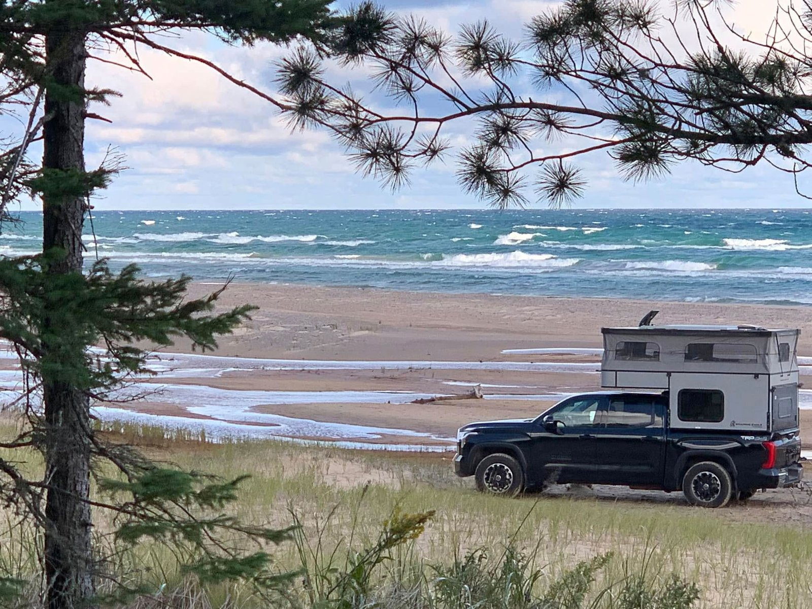OV-X 8.0 truck topper camper